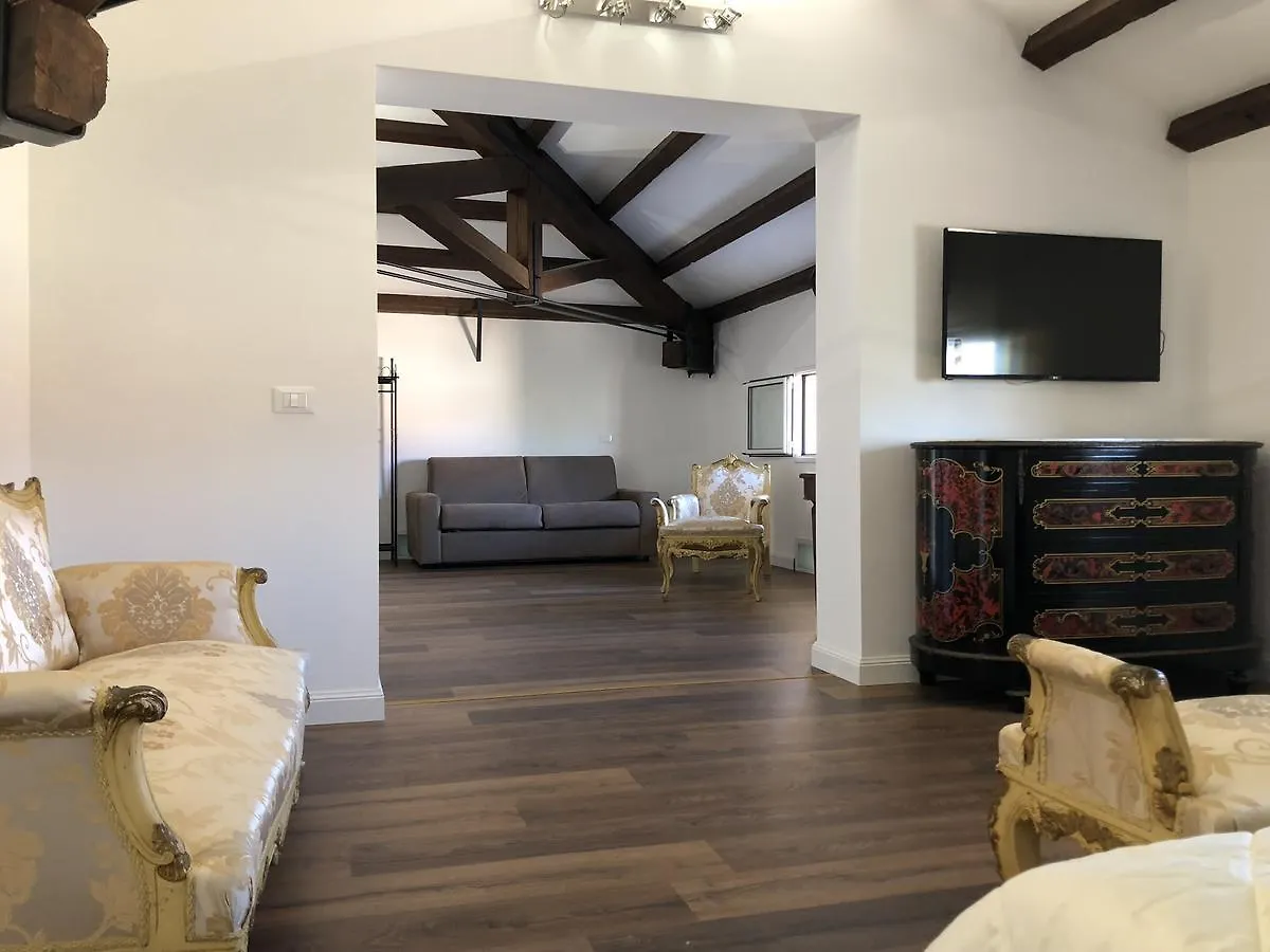 Liberty Luxury Rooms 팔레르모